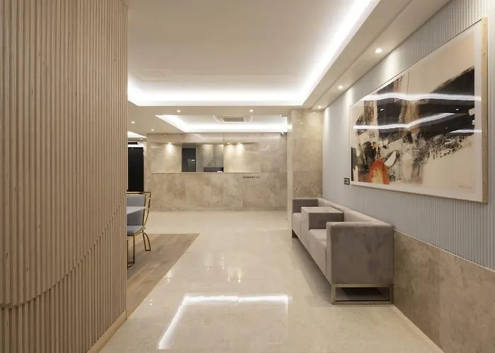 Hound Yeonsan Hotel Busan