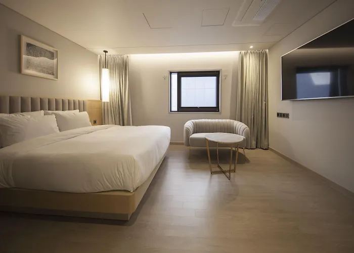 Hound Yeonsan Hotel