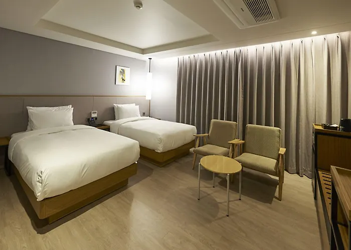 Hound Yeonsan Hotel 3*