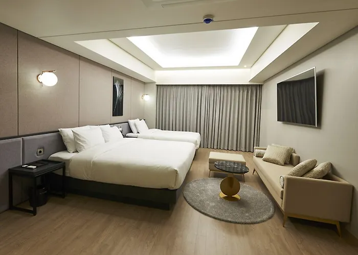 Hound Yeonsan Hotel