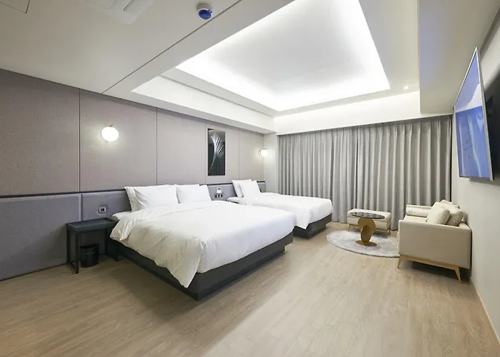 Hotel Hound Yeonsan Busan