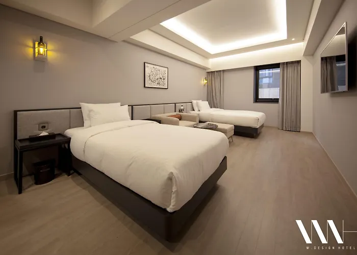 Hound Yeonsan Hotel Busan